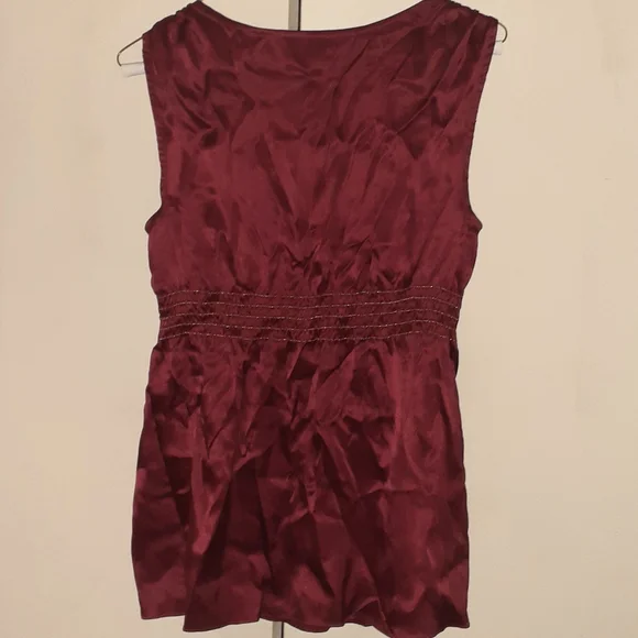 Express Design Studio Sleeveless top - Picture 2 of 3